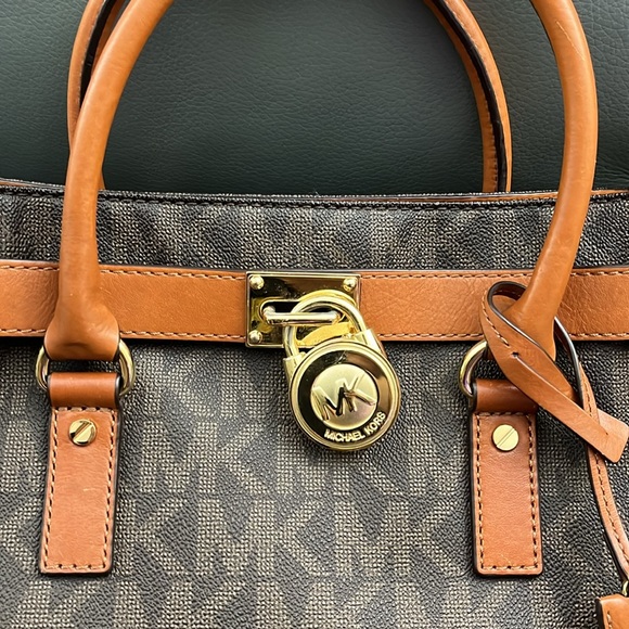 MK Hamilton Logo Tote/Shoulder bag - Picture 7 of 12